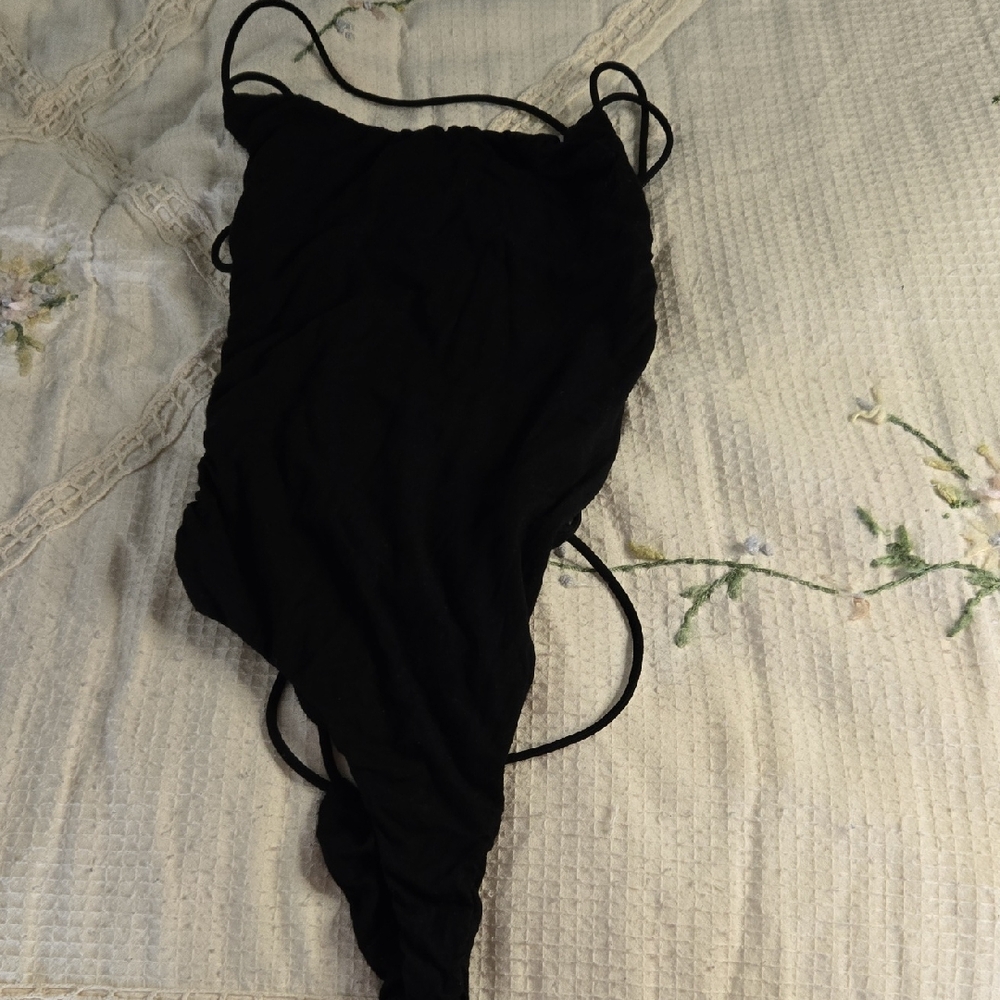 SHEIN Black Strappy Bodysuit